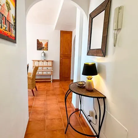 Apartamento In Residencial La Fuente Frigiliana